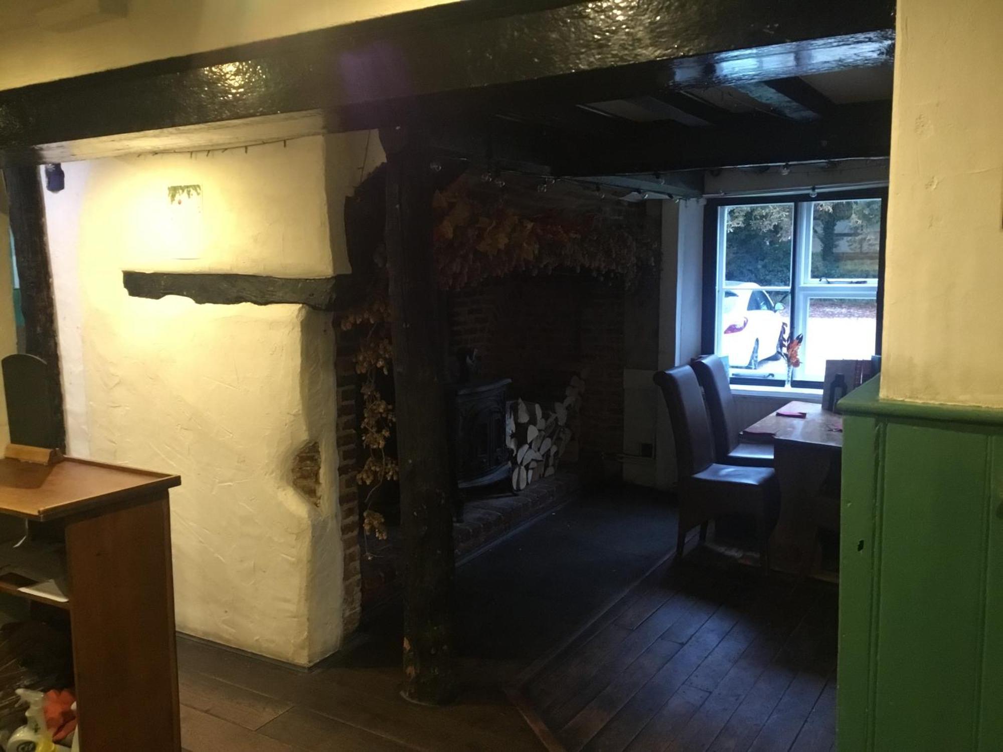 The Flying Horse Inn 邦戈顿奥弗 外观 照片