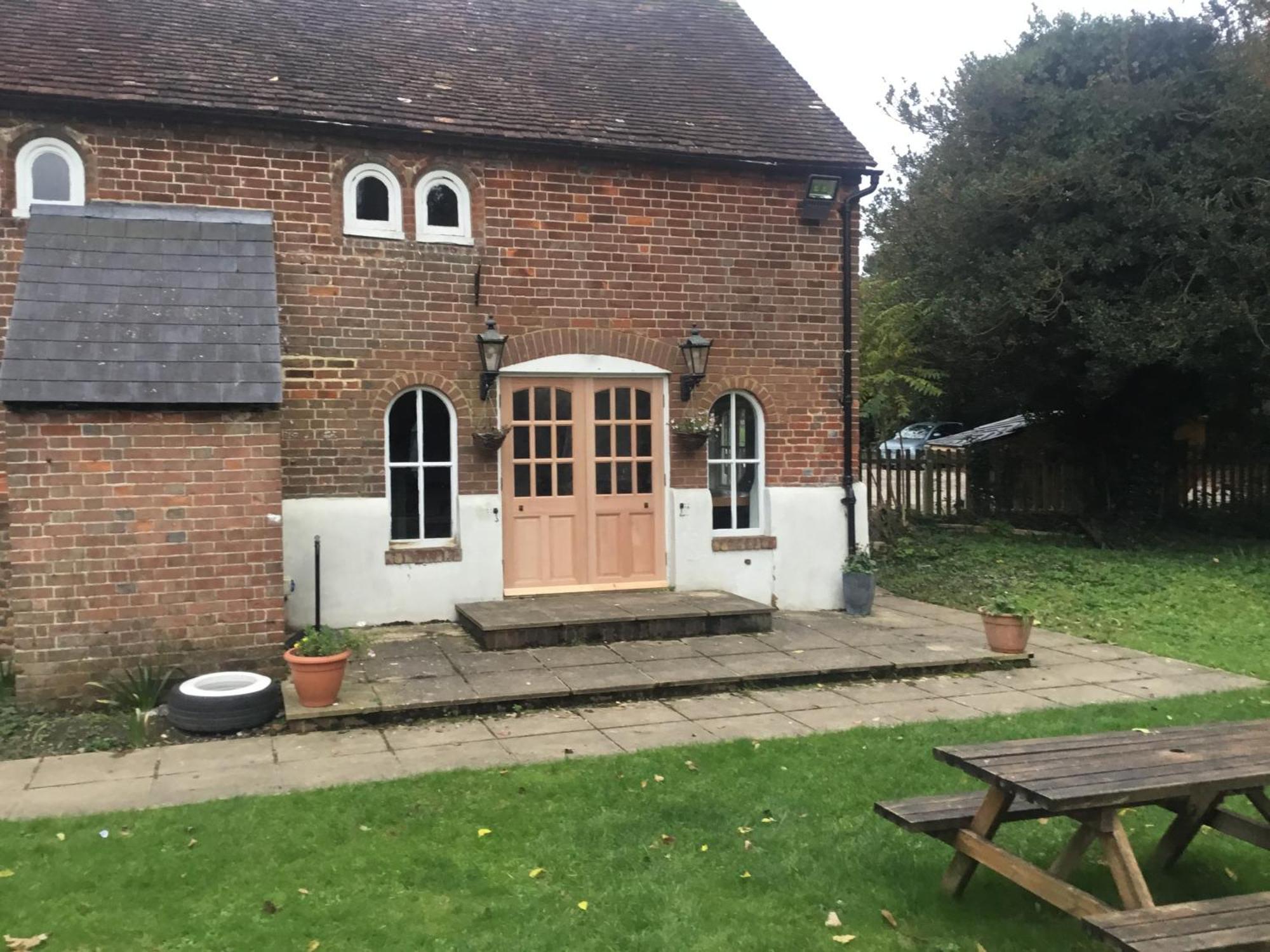 The Flying Horse Inn 邦戈顿奥弗 外观 照片
